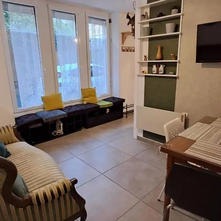 Lägenhet Joli Avec Cour Interieure *
