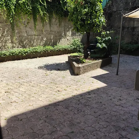 Joli Avec Cour Interieure Lägenhet *